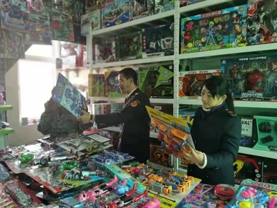 南昌市西湖区市场监督管理局整治校园周边激光笔销售，守护未成年人安全